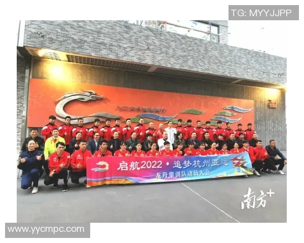 亚运会特别报道：成都羽毛球队如何在逆境中拼搏追梦的感人故事