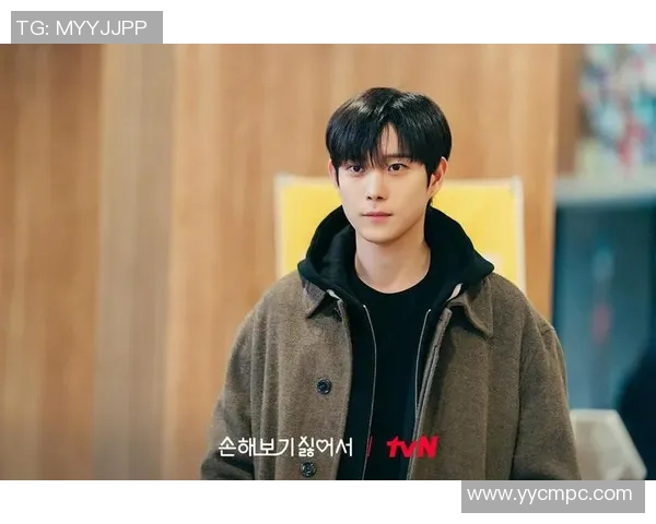 足球明星与恋爱故事交织的韩剧网带你领略浪漫与激情的完美结合